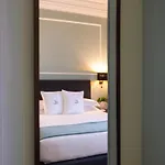 Elizabeth Lifestyle Hotel 4*