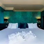 Elizabeth Lifestyle Bologne