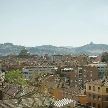 Elizabeth Lifestyle Bologna