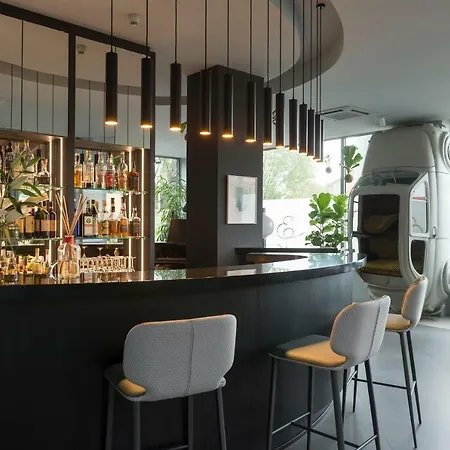 Elizabeth Lifestyle Bologna