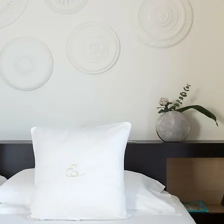 Elizabeth Lifestyle Μπολόνια